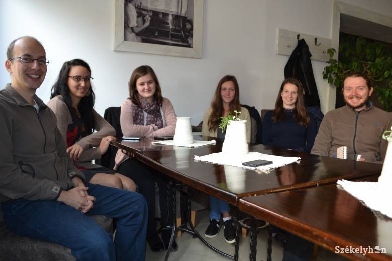 Ösztöndíjprogram kiértékelő 2015/2016