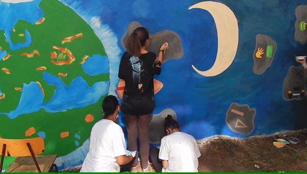 Mások álmai is a falat díszítik