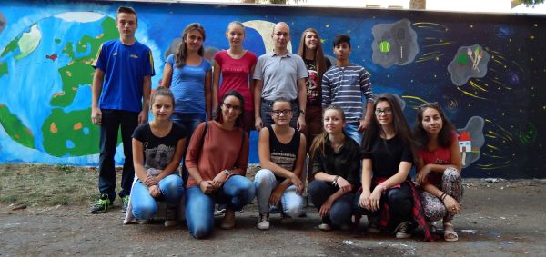 Újabb festéssel bővült a sikátor